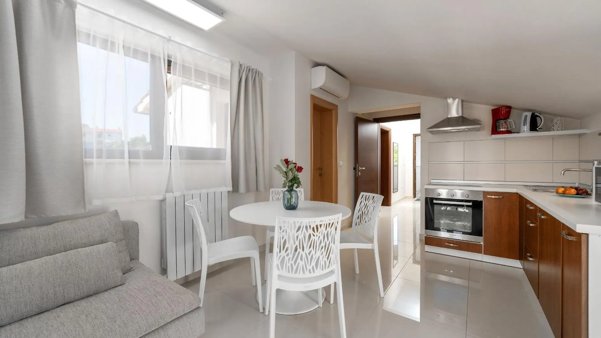 Apartment Ferienwohnung Residence Mala 1 Mit Pool Funtana Croatia