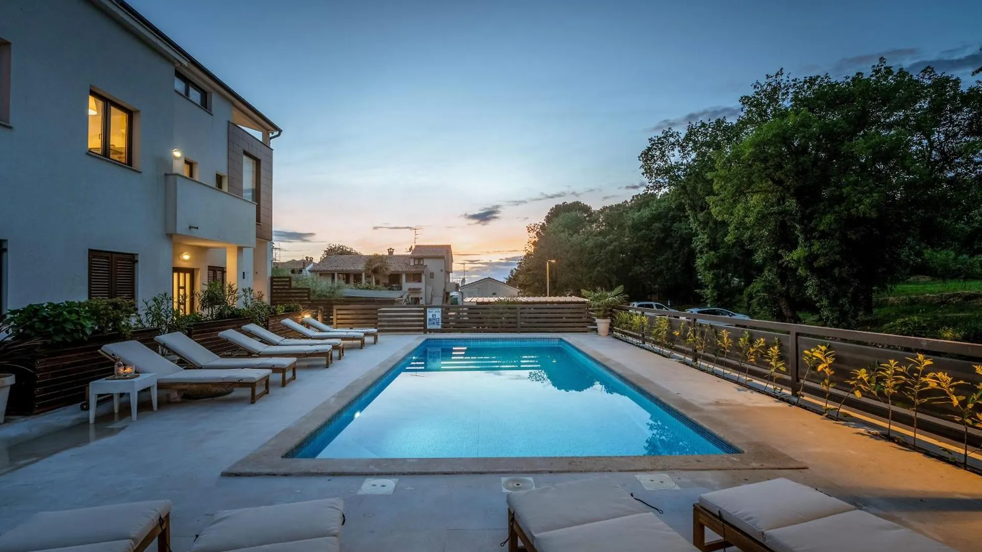 Ferienwohnung Residence Mala 1 Mit Pool Funtana