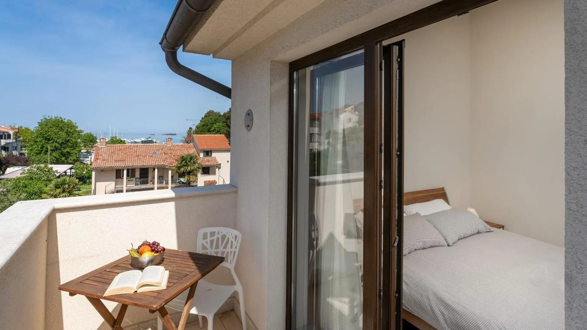 Ferienwohnung Residence Mala 1 Mit Pool Funtana