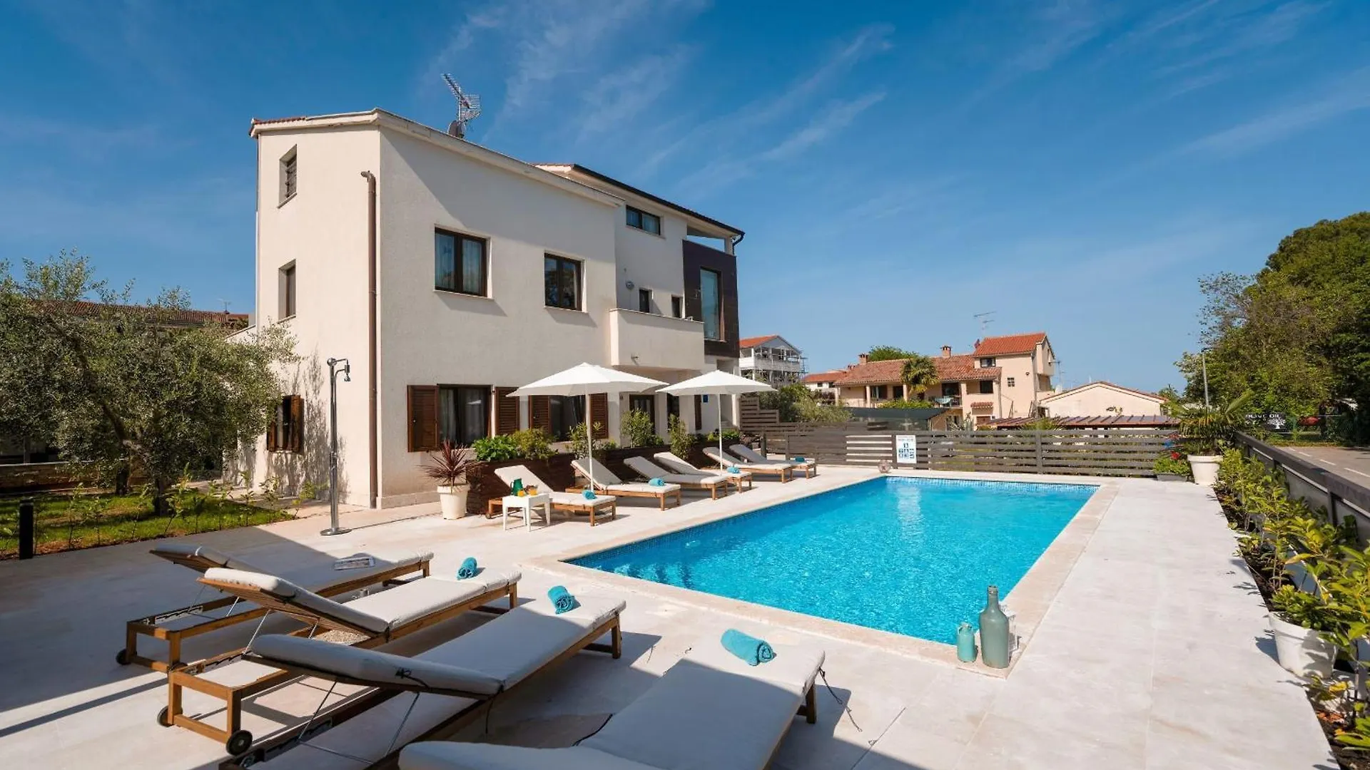 Apartment Ferienwohnung Residence Mala 1 Mit Pool Funtana